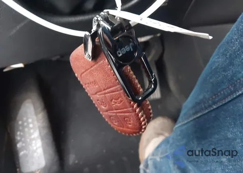 2019 Jeep Cherokee Limited 4X4 z USA, uszkodzony, nr VIN 1C4PJMDX4KD283749